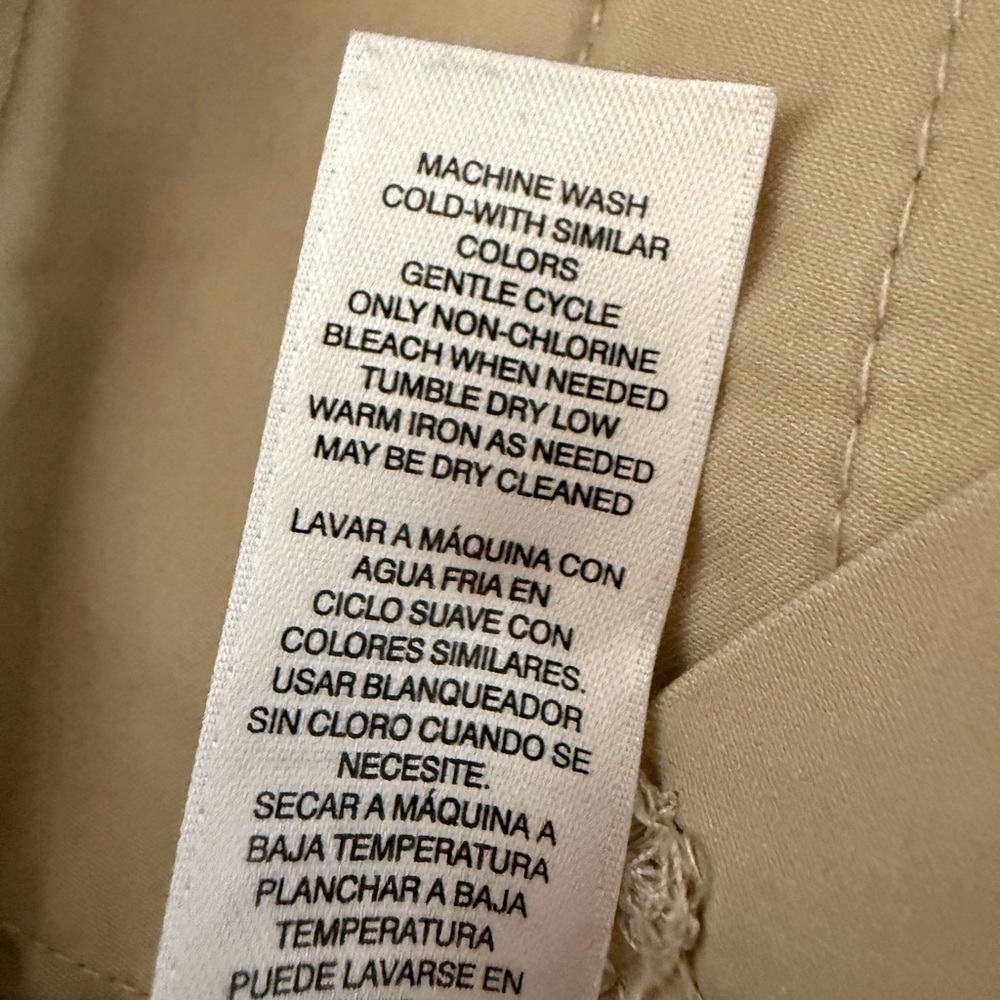 Chico's Beige Cargo Style Utility Pants Women’s Size M Straight Leg Casual - Picture 6 of 9